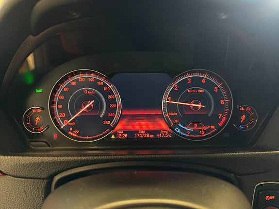 BMW 335i 24 of 26