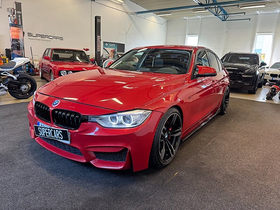 BMW 335i 3 of 5