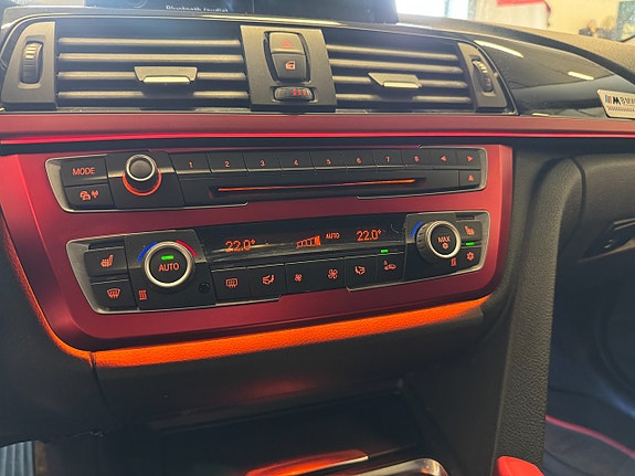 BMW 335i 18 of 26