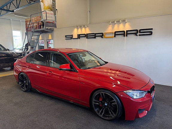 BMW 335i 4 of 5