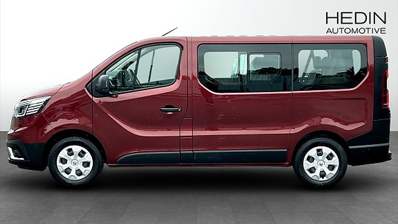 Renault Trafic 6 of 12