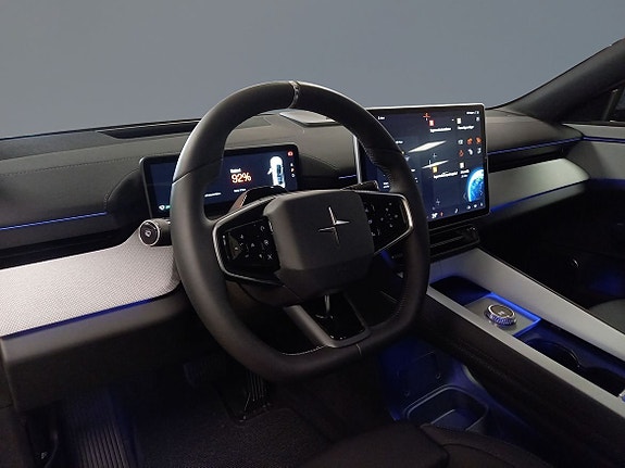 Polestar 4 4 of 13