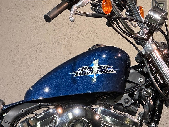 Harley-Davidson XL1200V *SEVENTY-TWO* SPORTSTER 3 of 5