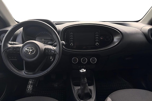 Toyota Aygo X 8 of 15