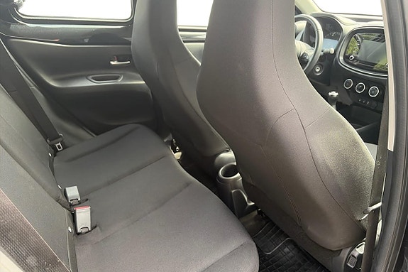 Toyota Aygo X 7 of 15