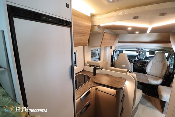Bürstner B66 TD 690 G Taksäng / Automat /Finns hemma 13 of 21