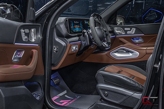 Mercedes-Benz GLE53 8 of 20