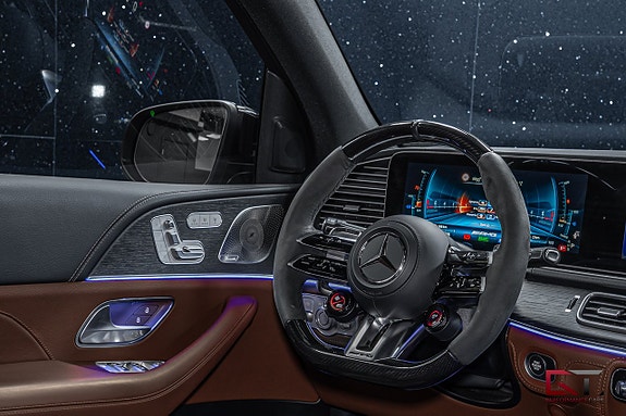 Mercedes-Benz GLE53 18 of 20