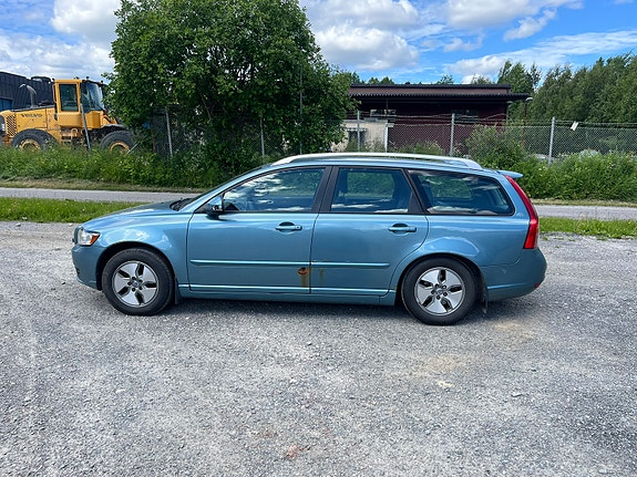 Volvo V50 5 of 5