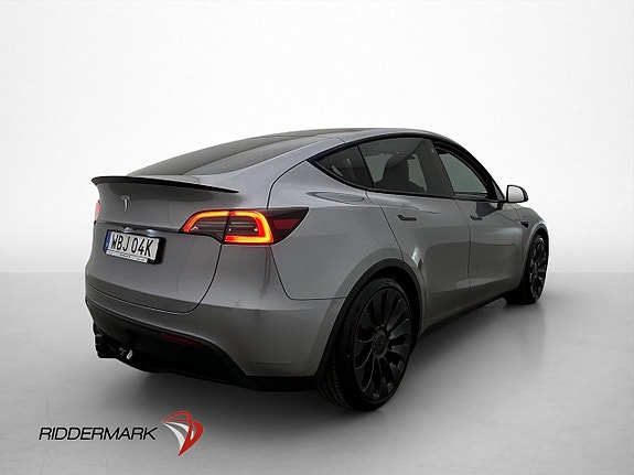 Tesla Model Y 5 of 5