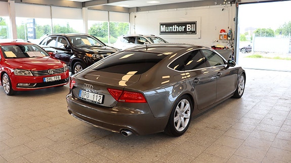 Audi A7 5 of 23