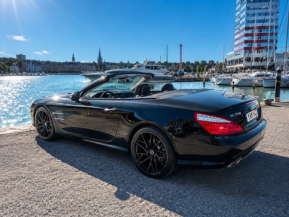 Mercedes-Benz SL350 3 of 5