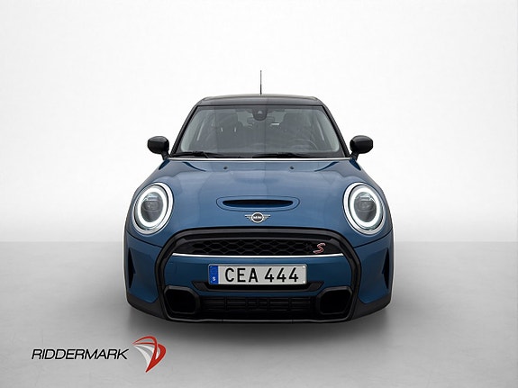 MINI Cooper S 2 of 5