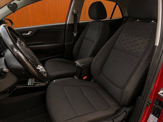 Kia Rio 8 of 10