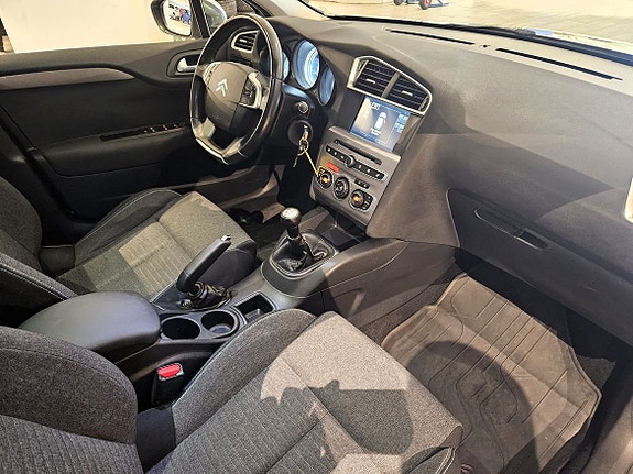 Citroen C4 13 of 24