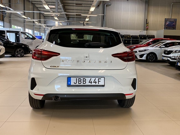 Mitsubishi Colt 5 of 5