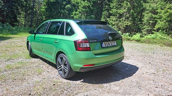Skoda Rapid Spaceback 2 of 5