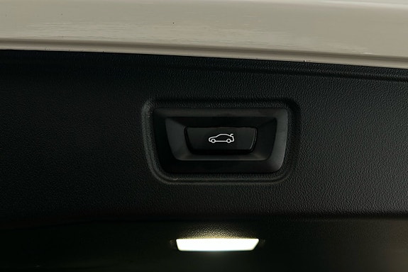BMW i5 15 of 26