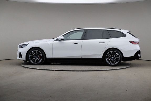 BMW i5 4 of 26