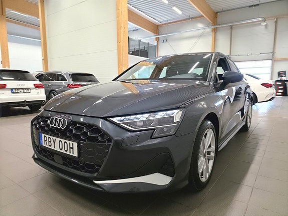 Audi A3 3 of 18