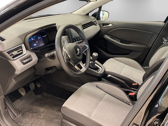 Mitsubishi Colt 8 of 14
