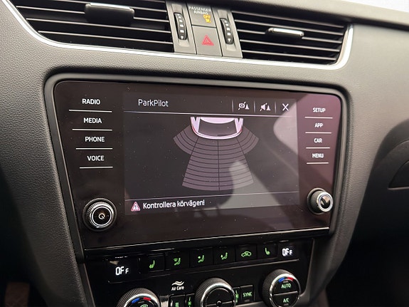 Skoda Octavia 18 of 30