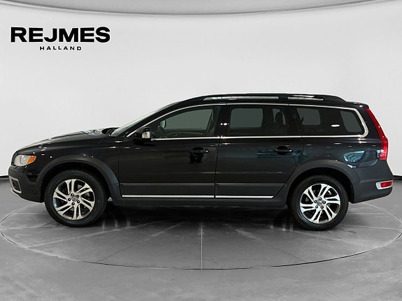 Volvo XC70 3 of 5