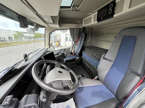 Volvo FH Kranväxlare HIAB 2 of 7