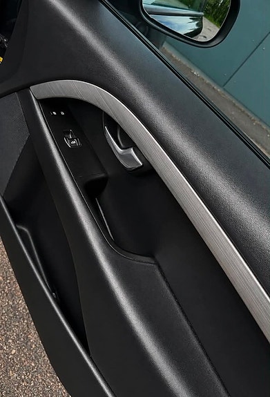 Volvo V70 12 of 14