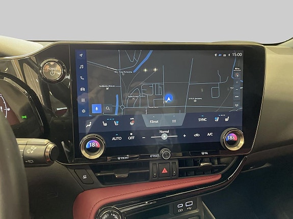 Lexus NX350h 14 of 16