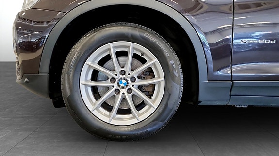 BMW X3 9 of 12