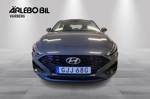 Hyundai i30 8 of 15