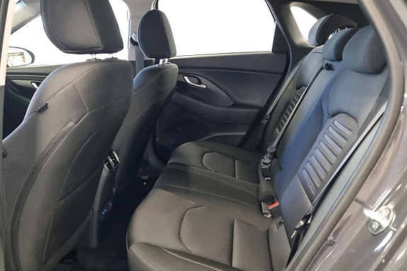 Hyundai i30 10 of 15