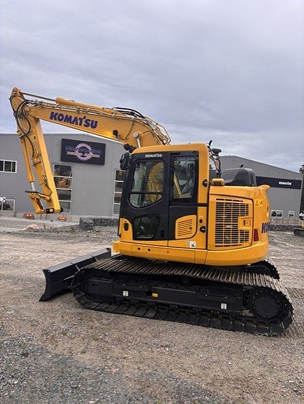 Komatsu PC 138