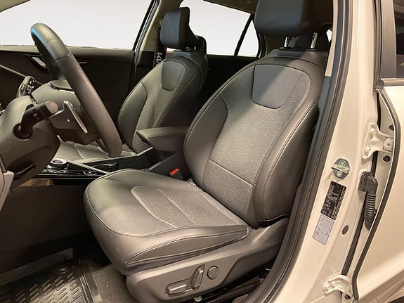 Kia Niro 10 of 26