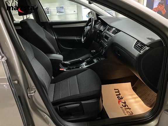 Skoda Octavia 7 of 16