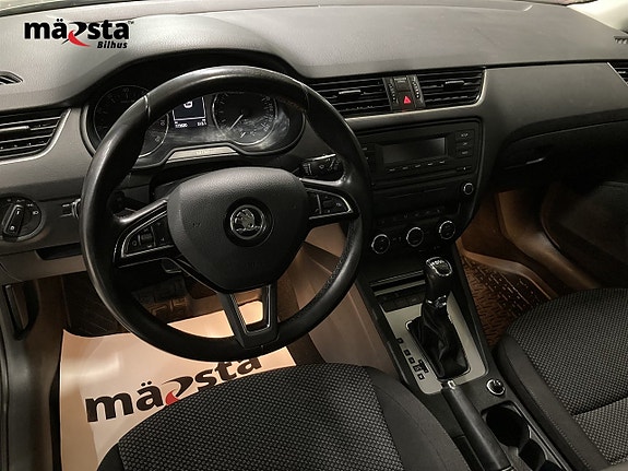 Skoda Octavia 11 of 16