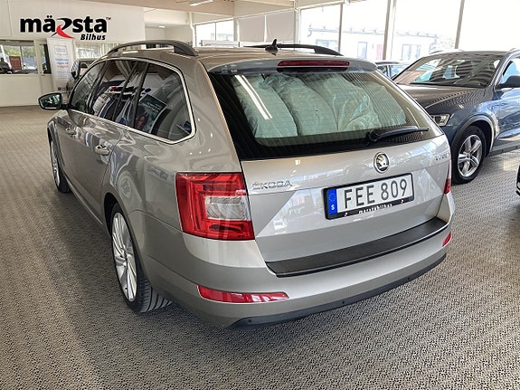 Skoda Octavia 4 of 5