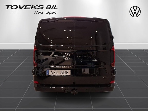 Volkswagen Transporter 3 of 5