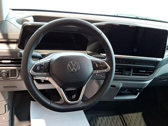 Volkswagen Transporter 7 of 12