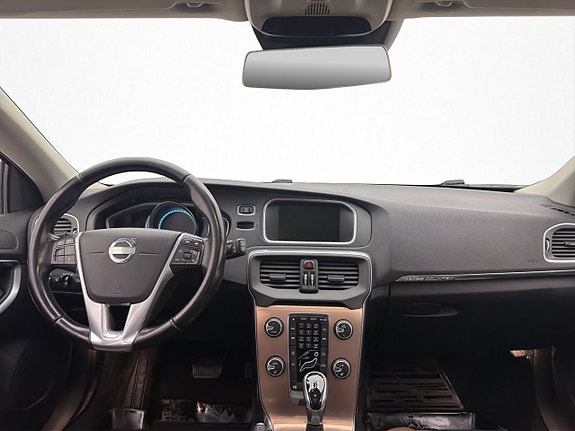 Volvo V40 Cross Country 13 of 30