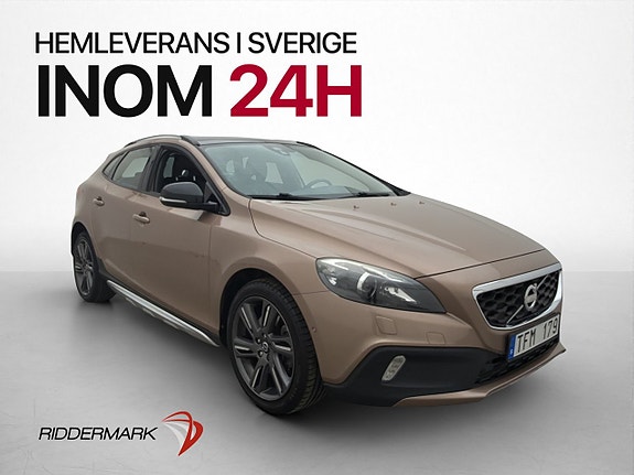 Volvo V40 Cross Country 3 of 30