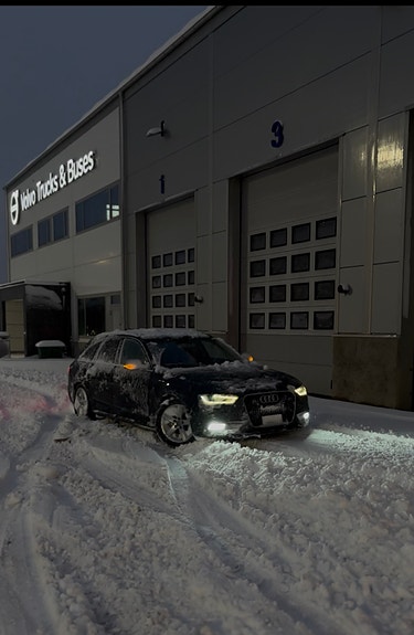 Audi A4 9 of 17