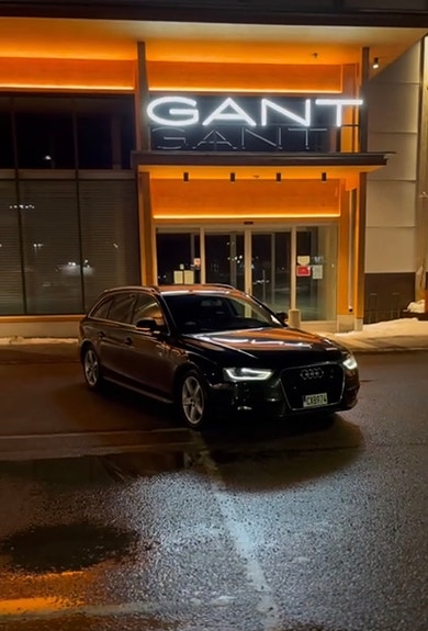 Audi A4 8 of 17