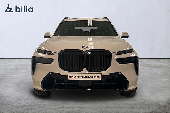 BMW X7 5 of 5
