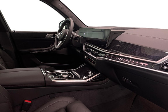 BMW X7 6 of 19