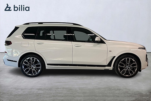 BMW X7 15 of 19