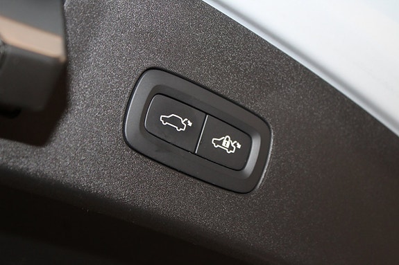Polestar 2 28 of 30