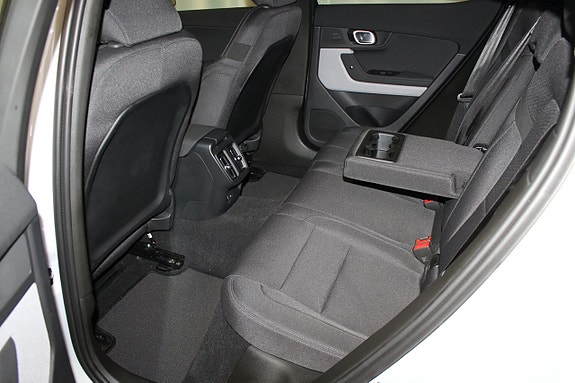 Polestar 2 23 of 30