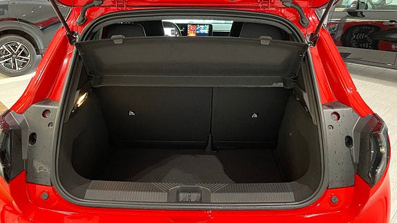 Nissan Micra 21 of 21